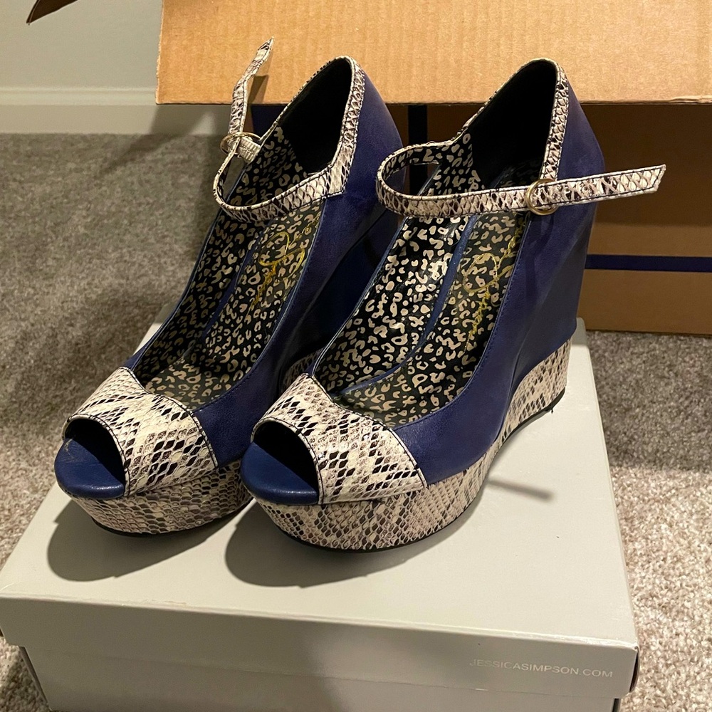 Jessica Simpson, blue/leopard heels, 7.5, lightly used